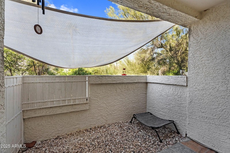 28-web-or-mls-16528 E Gunsight Dr 104 -