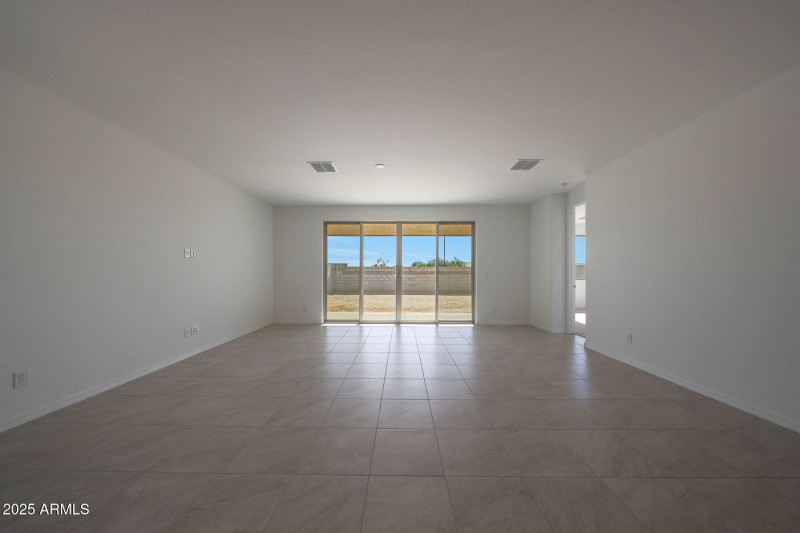 PHX_Empire_Lot 9069_Brandy_23009_Greatro