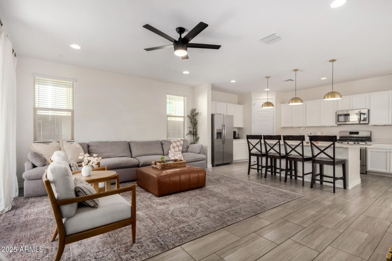 12 - Prospector Point