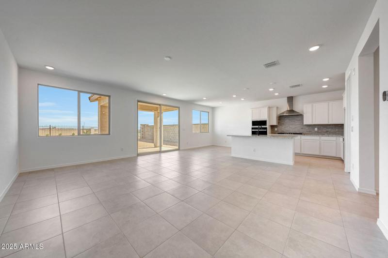 PHX_Tyler_lot 2087_lagoon_3741_Greatroom