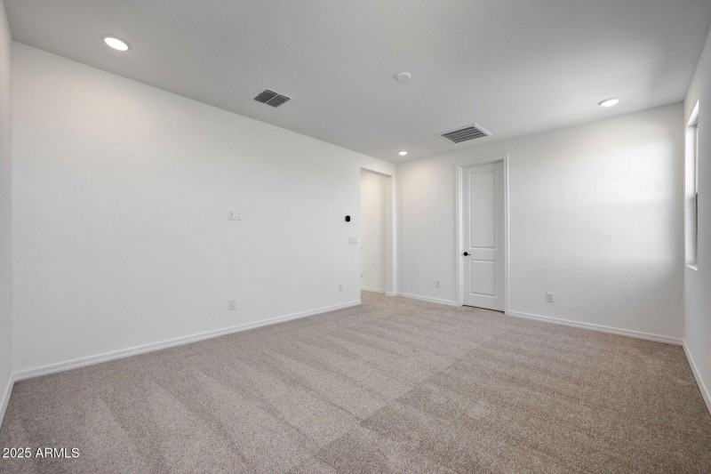 PHX_Tyler_Lot 2088_Lagoon_3733_Ownersbed