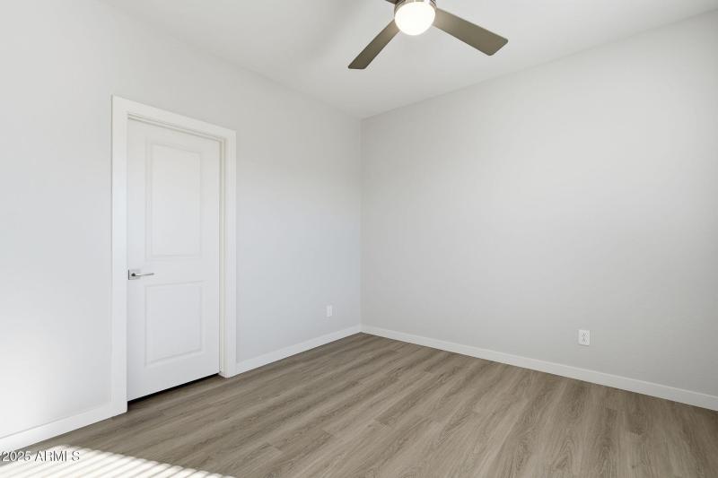 6568 N 15TH DR, Phoenix, AZ 85015