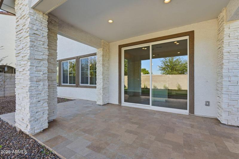 6568 N 15TH DR, Phoenix, AZ 85015