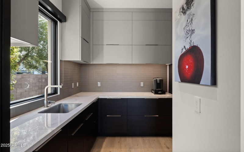 34-web-or-mls-Kitchen9