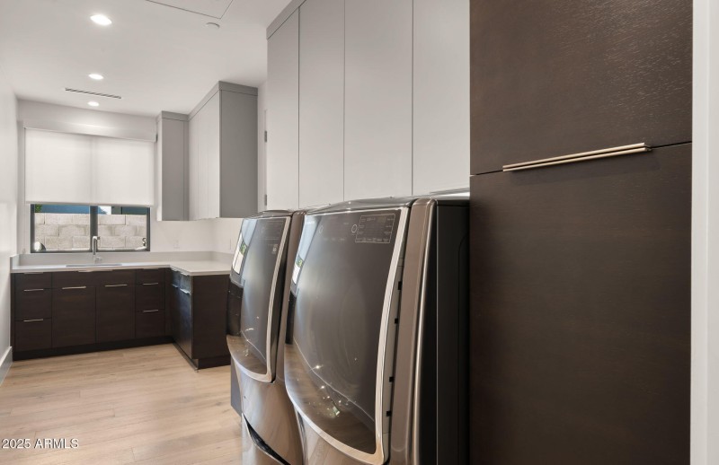 61-web-or-mls-Laundry Room3