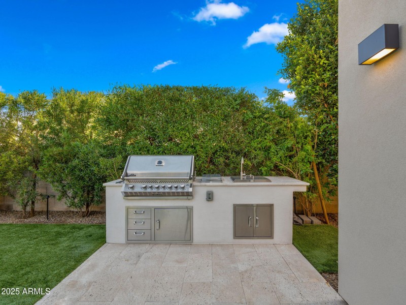 74-web-or-mls-Backyard9