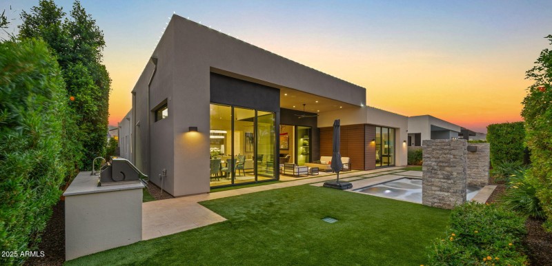 77-web-or-mls-TWILIGHT5