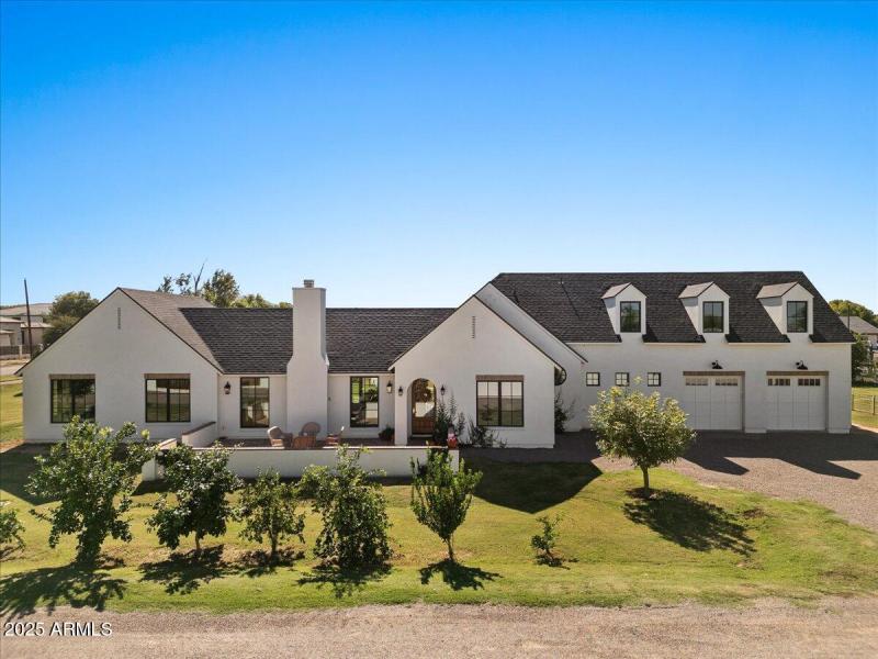 02-Aerial front of home