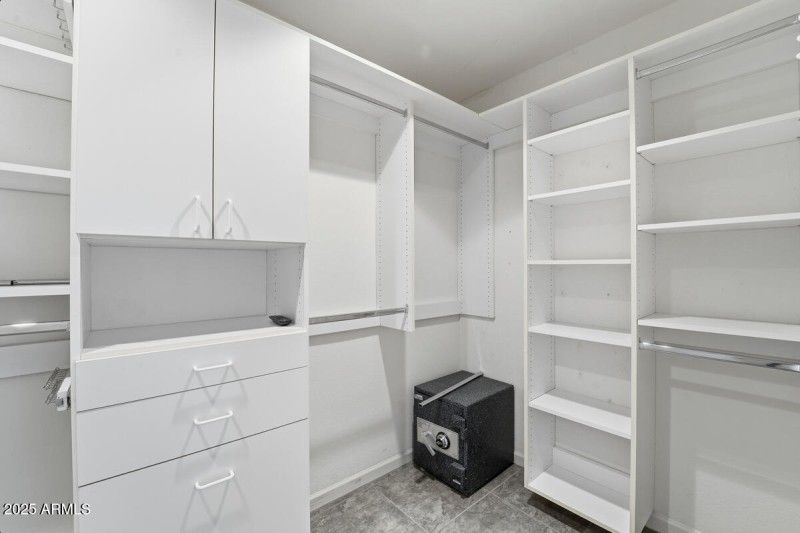 10545 E Halley Dr, Sun Lakes-46