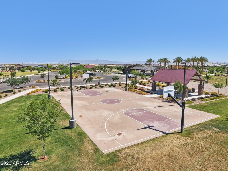 47-web-or-mls-133998 --1705-947