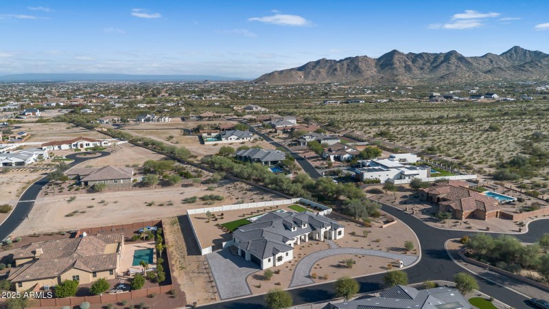 101-web-or-mls-DJI_0861