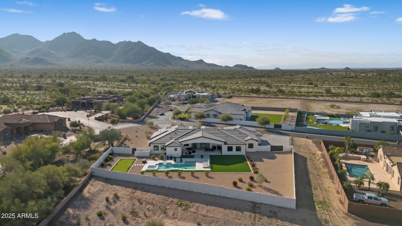 109-web-or-mls-DJI_0891