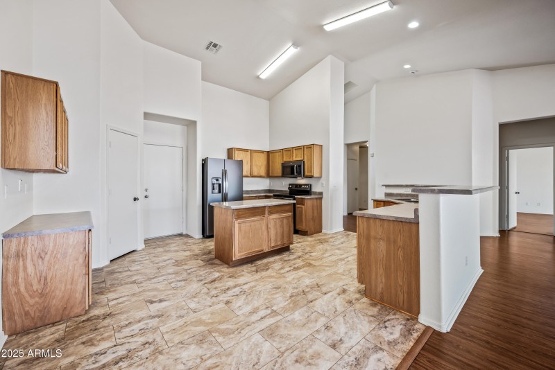 12-12930WPS-ocupix-11-24-2025