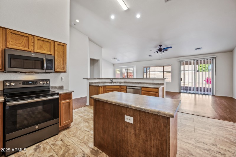 15-12930WPS-ocupix-11-24-2025