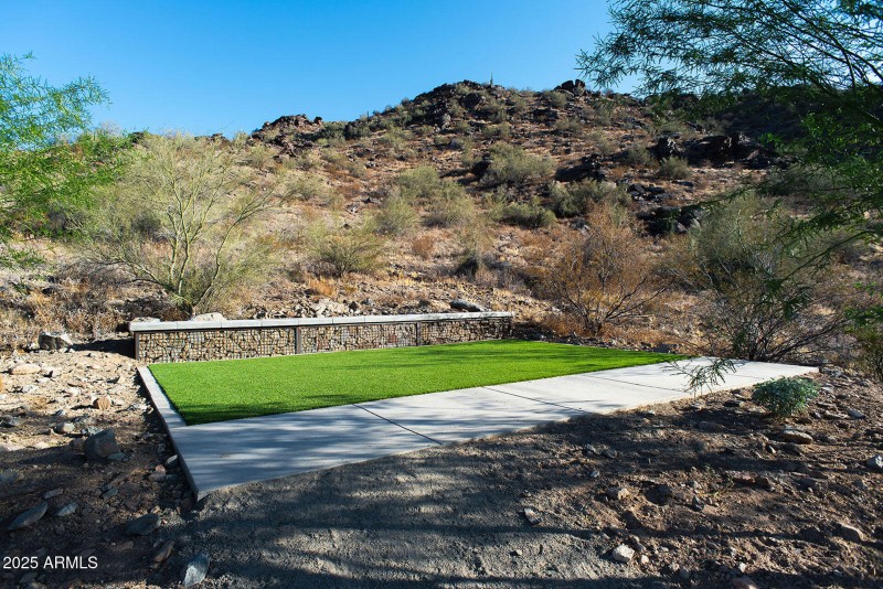 poi-maracay-avance-the-ridge-yoga