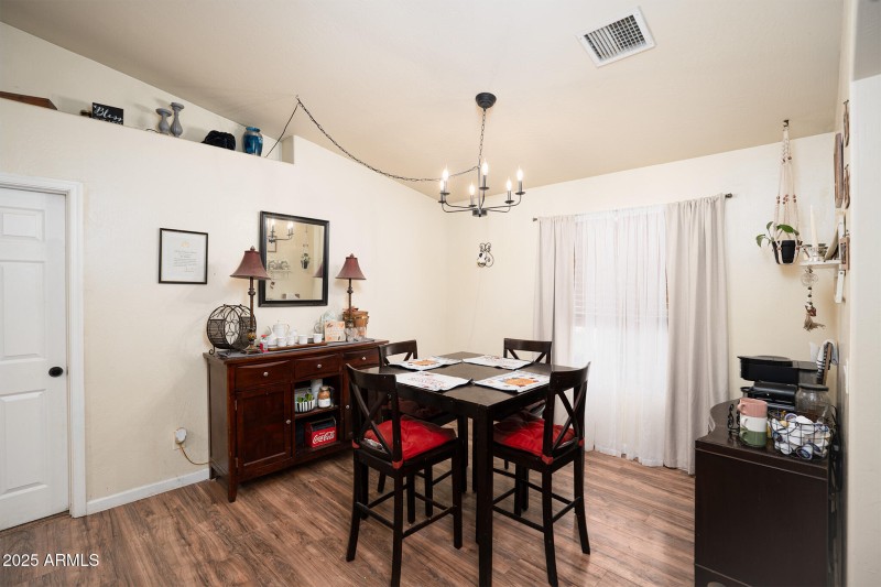 5845 N Bentley Drive - 09