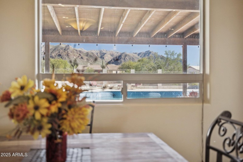 Dining /cooking w/Views