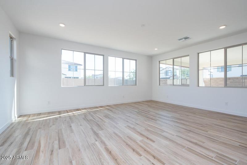 Tri Pointe Waterston Central 110 - Great