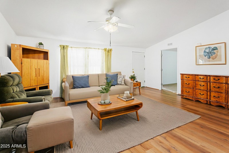 16416N33rdWay006 - 3(1)