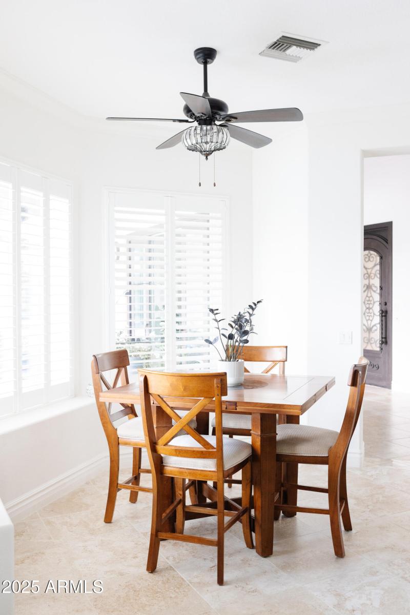 Bellflower Kitchen Nook