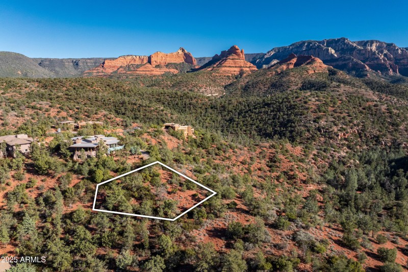 JL_1080ParkRidgeDr-drone-04