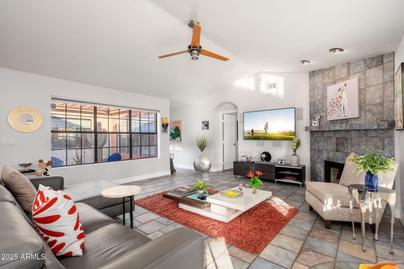 15017 N 48th Way - 07