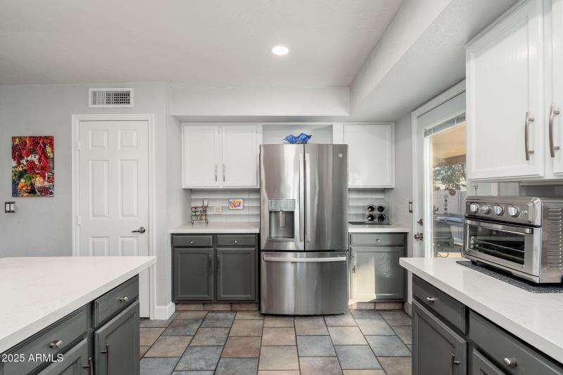 15017 N 48th Way - 14