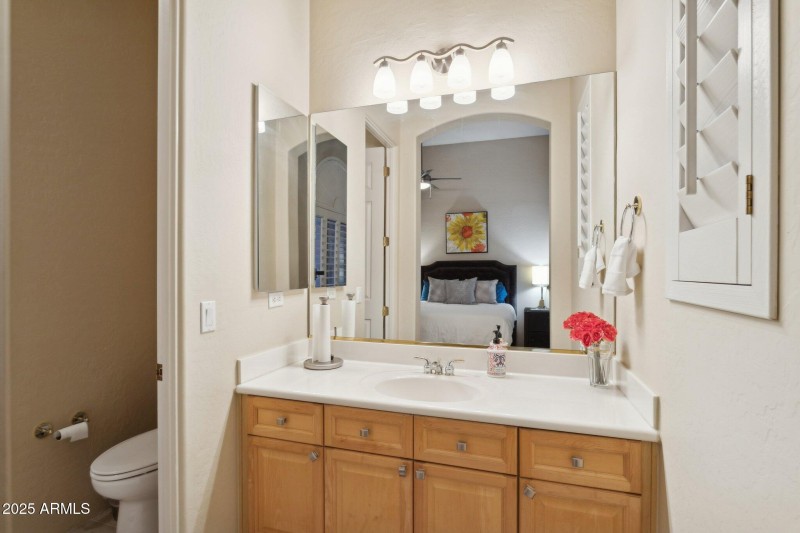 35-web-or-mls-11935-e-parkview-ln