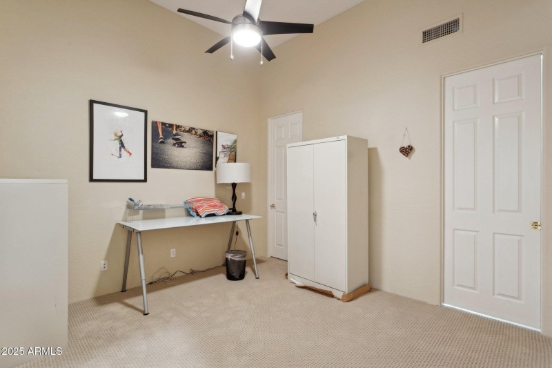 38-web-or-mls-11935-e-parkview-ln