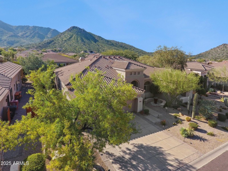 67-web-or-mls-11935-e-parkview-ln