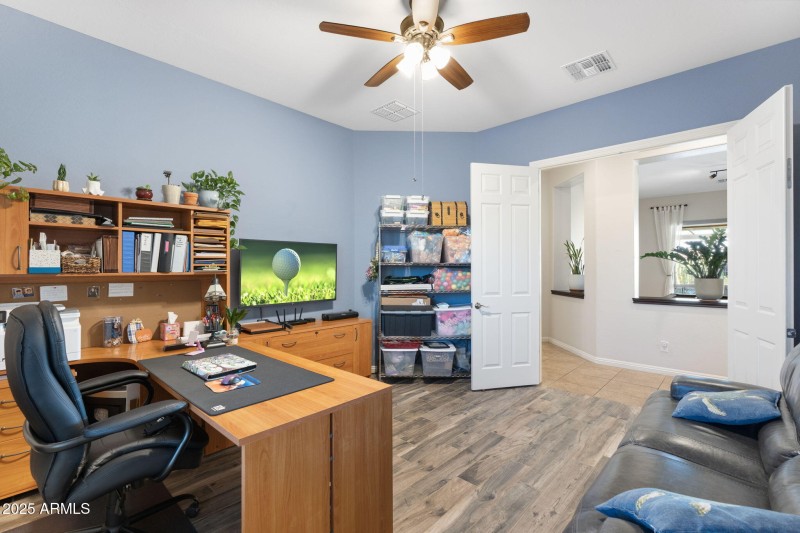 18-web-or-mls-DSC06295 copy (1)