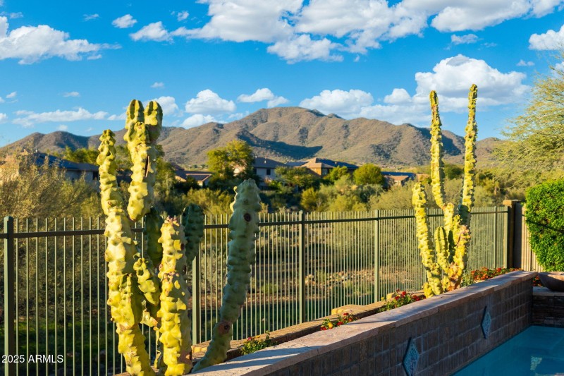 59-web-or-mls-DSC06421-HDR-Edit