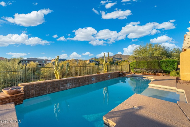 62-web-or-mls-DSC06433-HDR-Edit