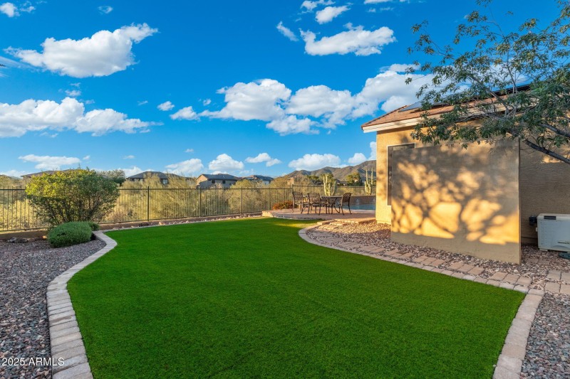 65-web-or-mls-DSC06445-HDR-Edit