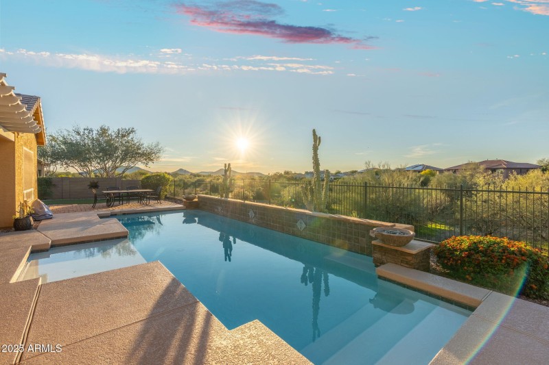 69-web-or-mls-DSC06457-HDR-Edit