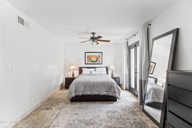 Guest House (10 of 11)