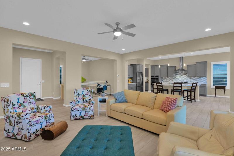 7794 Willow - 08Great Room