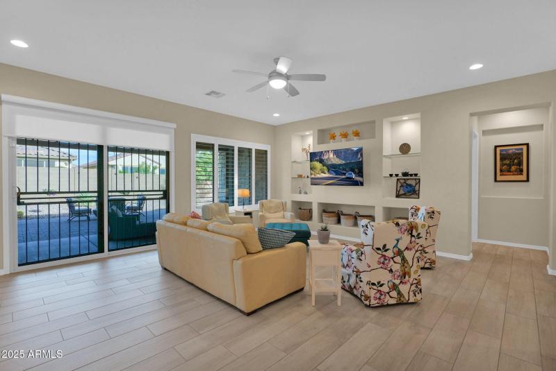 7794 Willow - 11Family Room