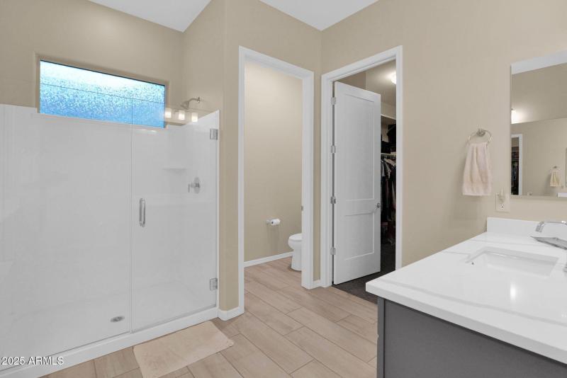 7794 Willow - 26Primary Bathroom