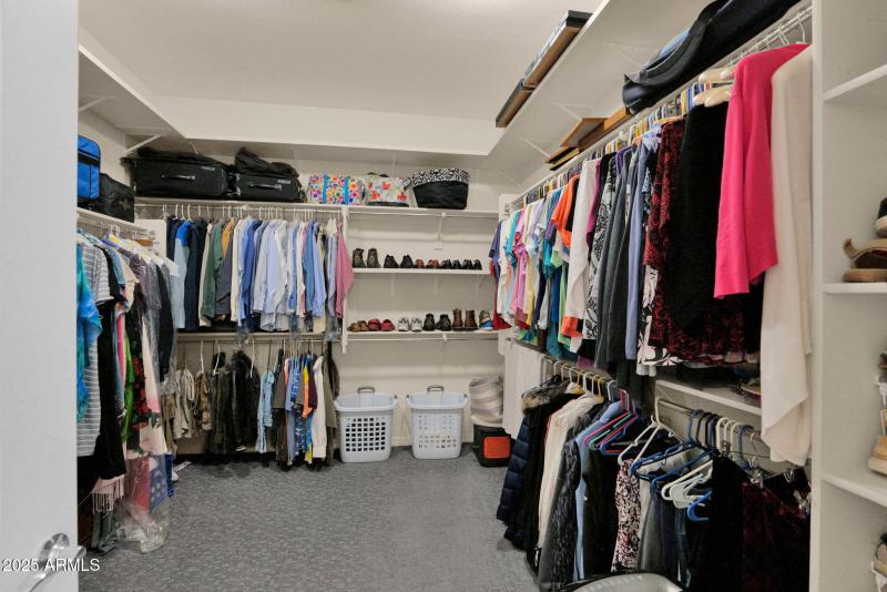 7794 Willow - 27Primary Closet