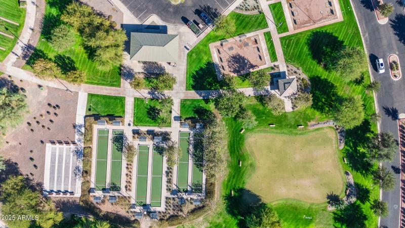 7794 Willow - Community9