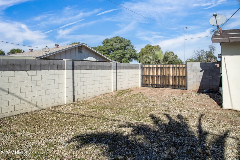 31-web-or-mls-_TMR6541