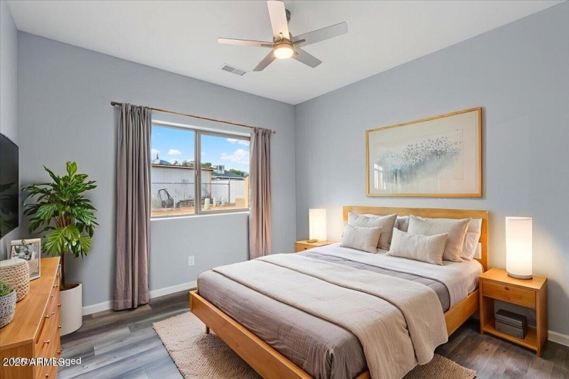 20-Bedroom 2 Virtually Staged