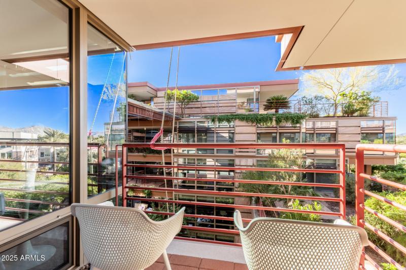 Large Balconies & Amazing Views