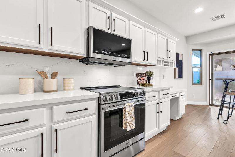 6082 S Bedford Pl-16_(2048)