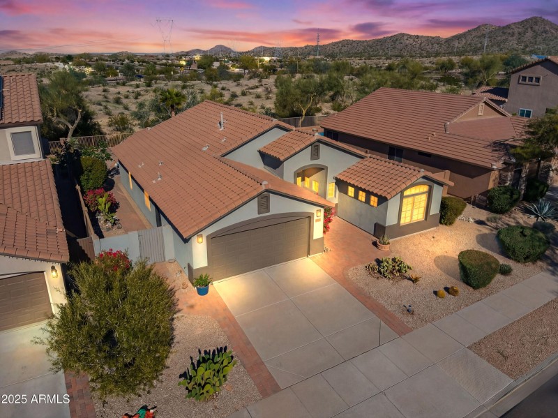 Open preserve in back