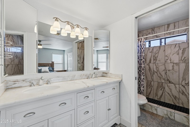 Convenient dual vanities