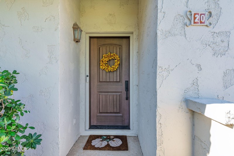 5-web-or-mls-6249 N 78th St Unit 20-5