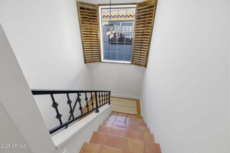 33-web-or-mls-6249 N 78th St Unit 20-33