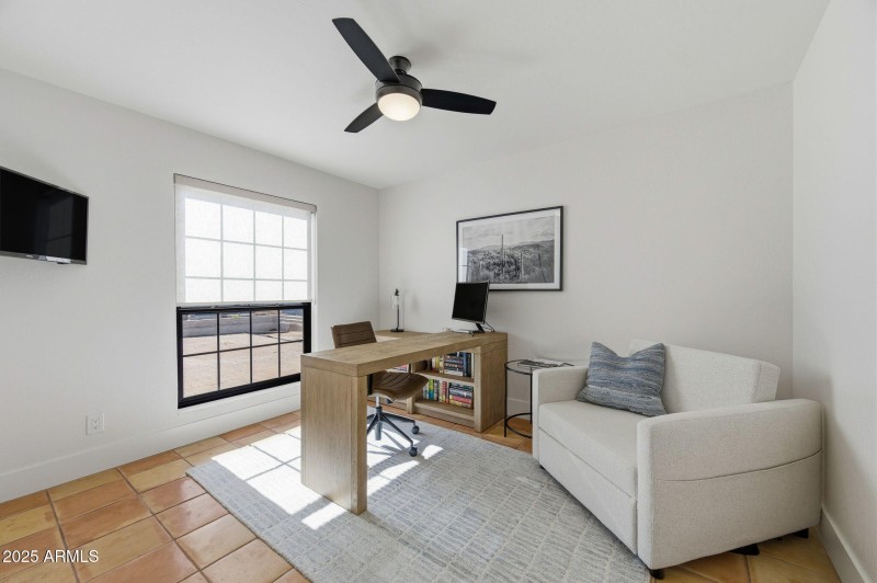 35-web-or-mls-6249 N 78th St Unit 20-35